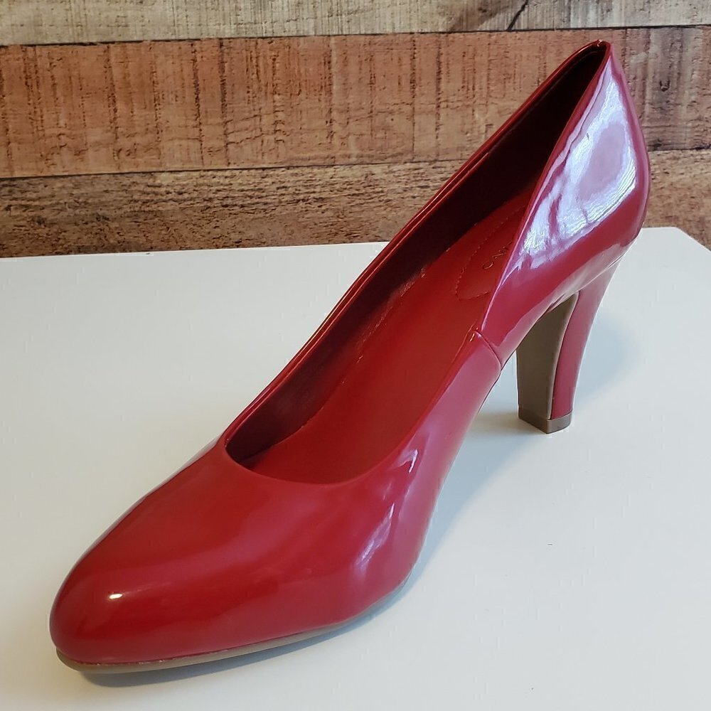 Bandolino Red Pumps Size 8 - image 5